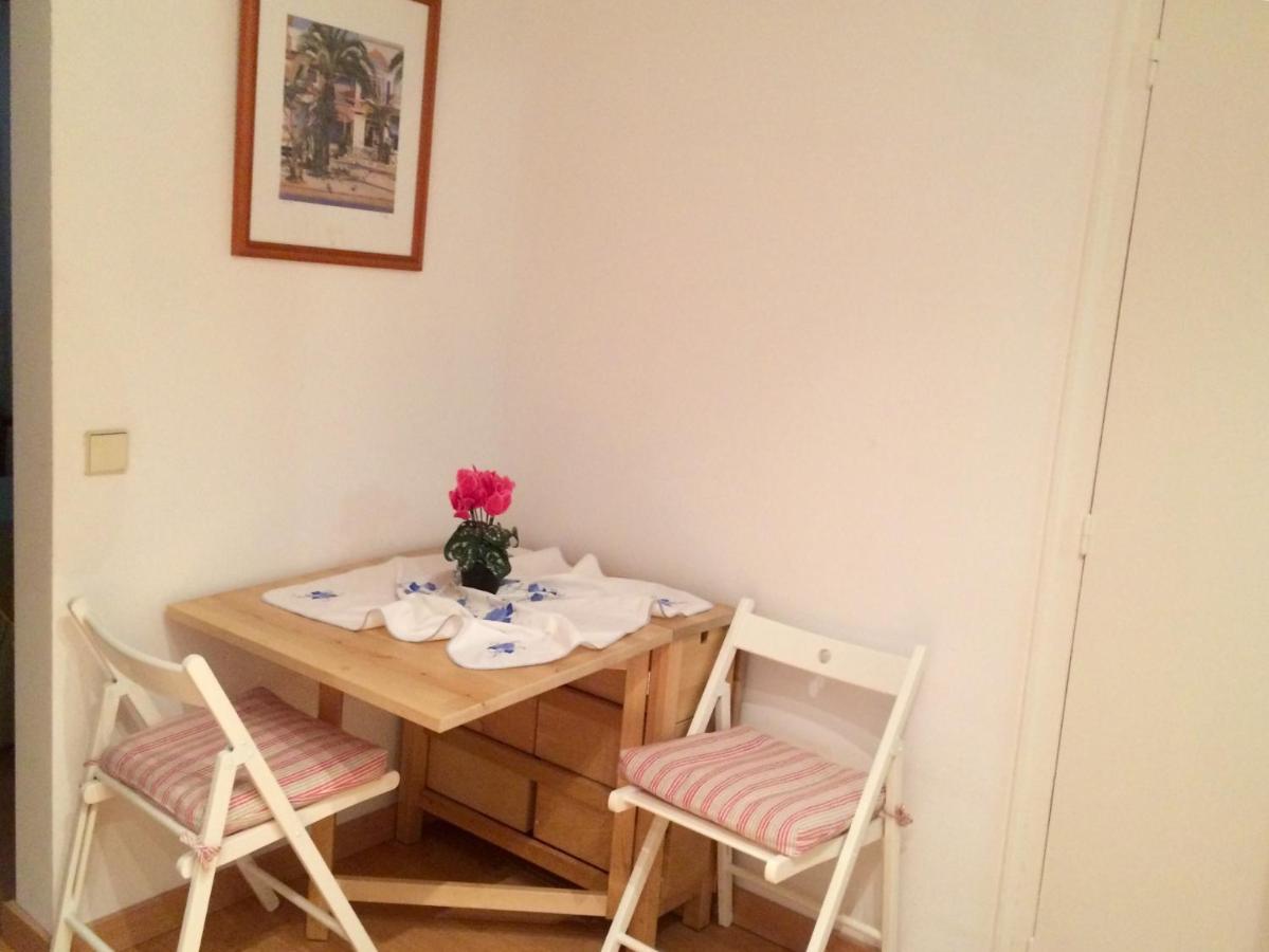 Apartaments Mare Nostrum シッチェス 部屋 写真