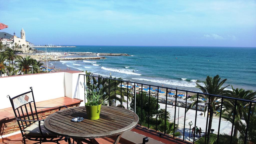 Apartaments Mare Nostrum シッチェス 部屋 写真